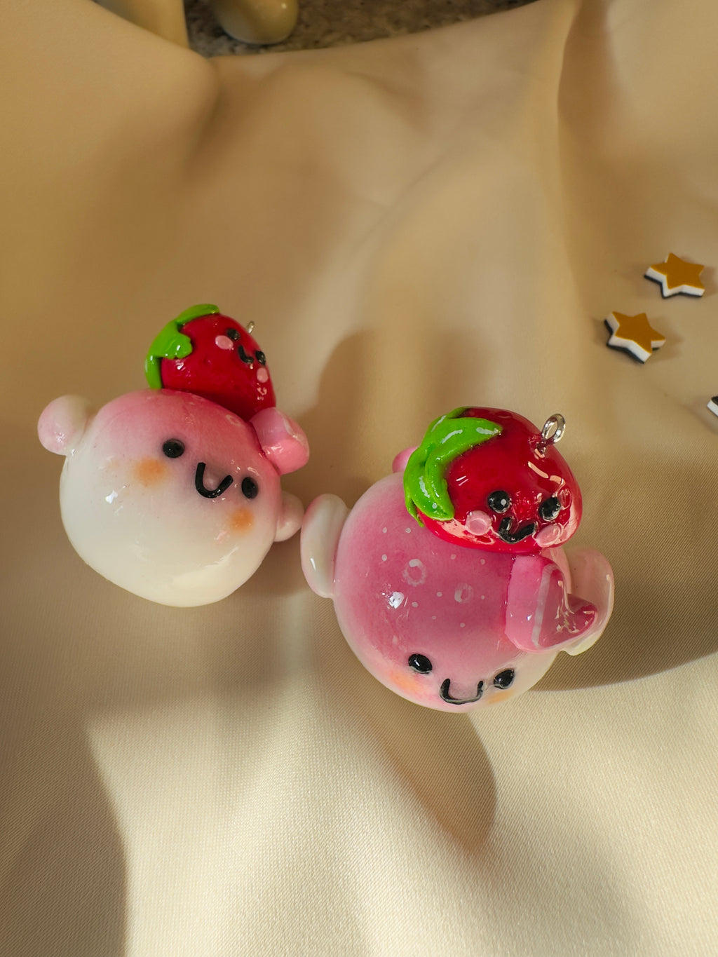 Berrybelle - Keychain / Charm - Strawberry themed - Polymer clay