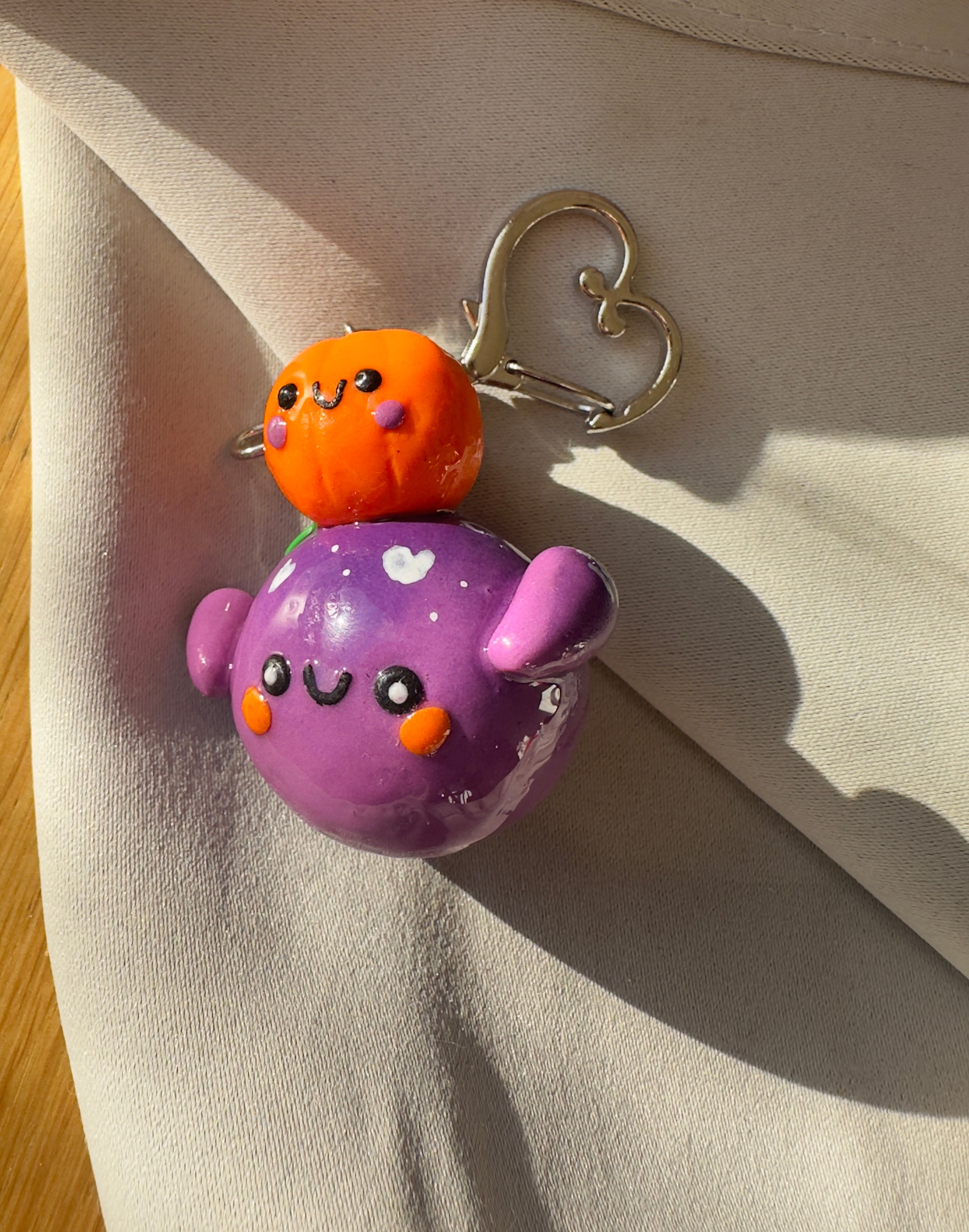 Whisper - The Whale Key chain - Halloween theme - Polymer clay